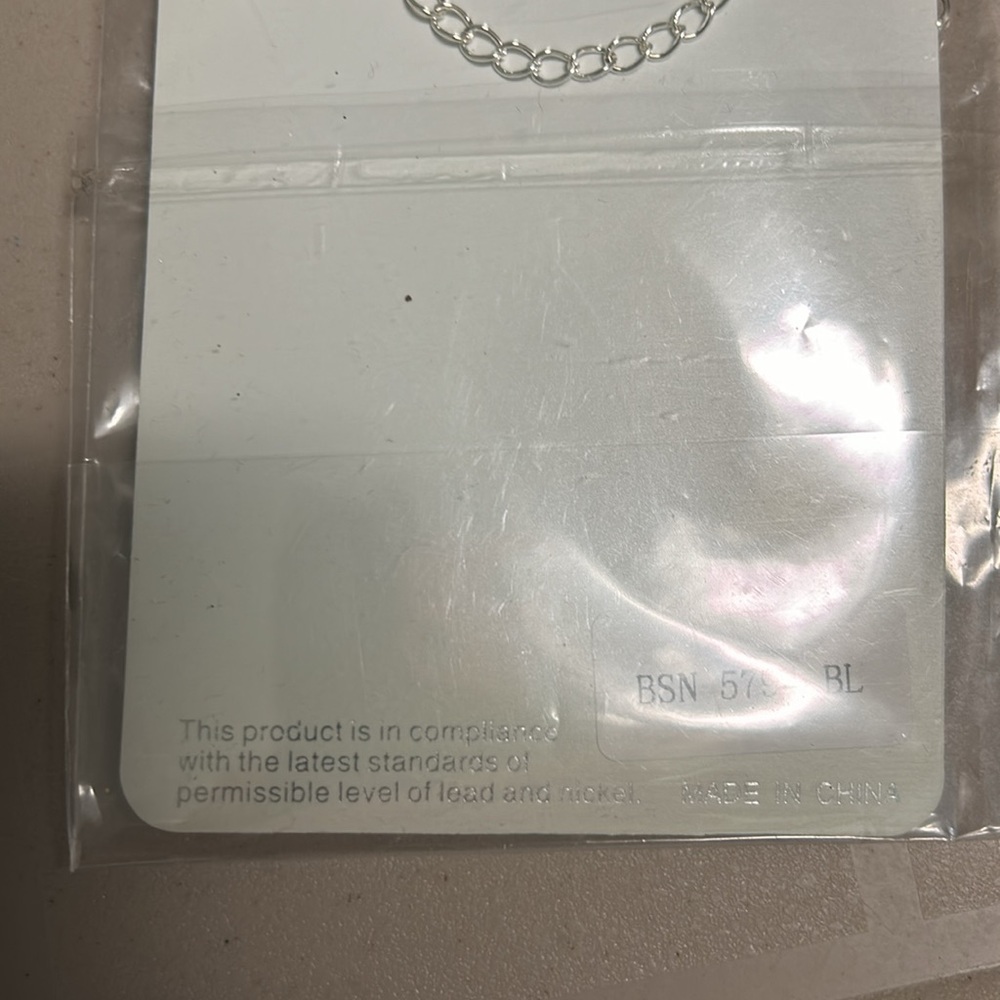 NEW IN PACKAGE Prom/evening wear jewelry (looks like blue sapphire/diamond) - Picture 7 of 7